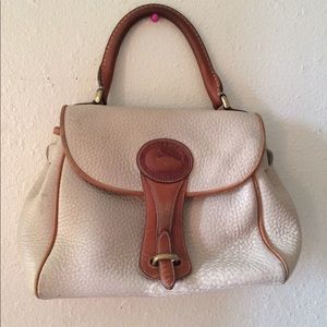 Beige dooney purse